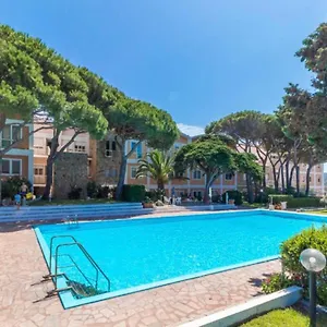 Casa Azzurra Gallo Di Gallura Aparthotel