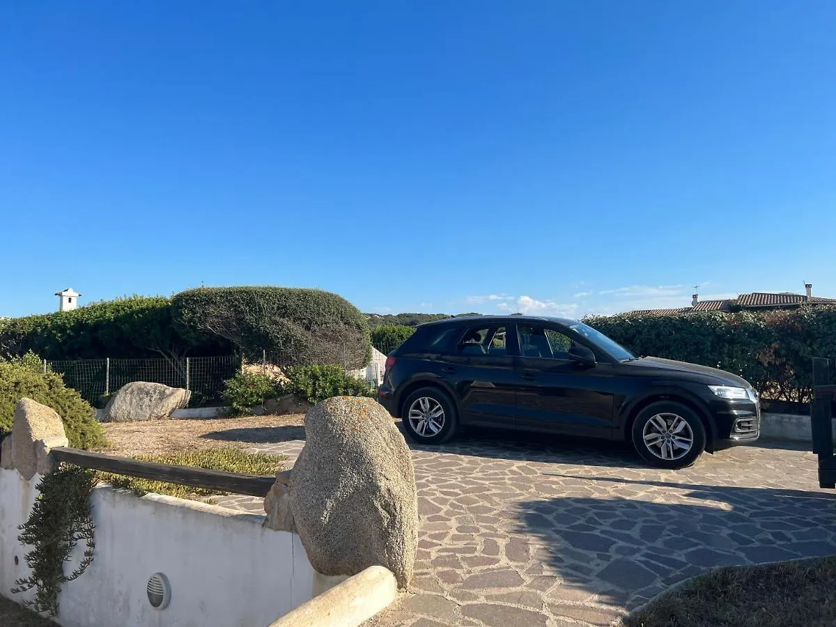 Villa A Few Steps From The Beach Santa Teresa Gallura